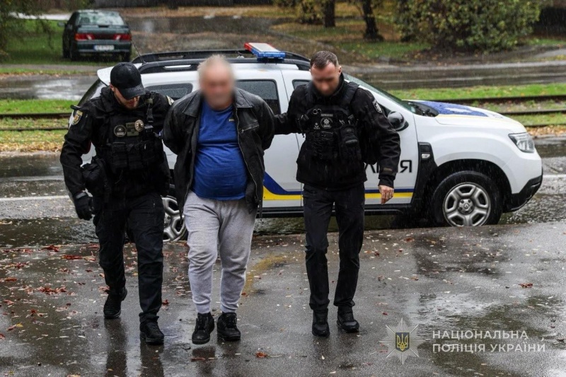 В Запорожской области задержаны 2 торговца оружием, которые снабжали стволами и гранатами местный криминал