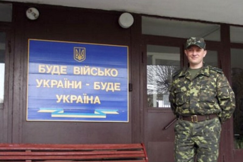 В Хмельницком мужчина выпрыгнул из здания ТЦК, чтобы спастись от мобилизации