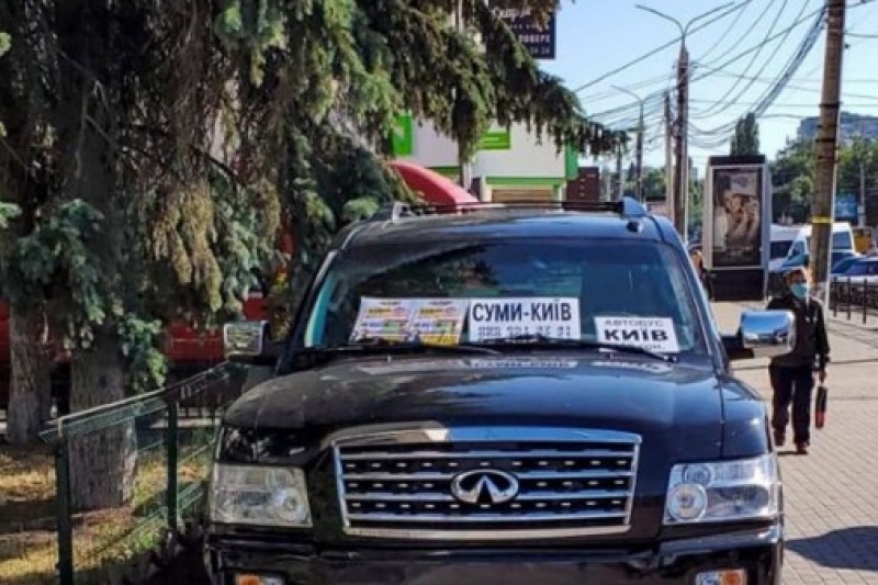 Автобусные “войны” в Сумах перешли в конфликт с патрульной полицией