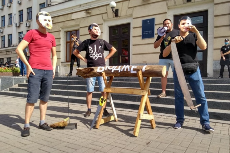 Сессия горсовета сопровождалась в Запорожье митингами и протестами - ПОДБОРКА НОВОСТЕЙ