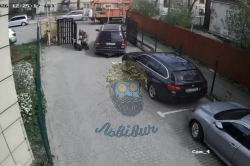 ТЦКашники наехали на мать мобилизованного и сломали ей ногу