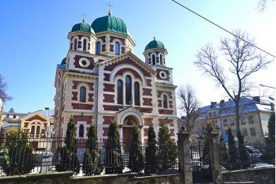 visit-country