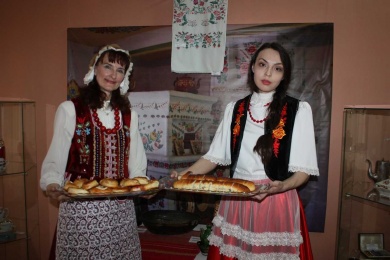 visit-country